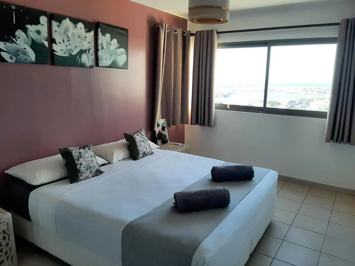 Lägenhet Stay In Tahiti- Bel F3 Moderne Avec Magnifique Vue Panoramique Sur Papeete Papeete  Franska Polynesien